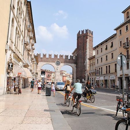 Dreaming Piazza Bra Rooms Verona Kültér fotó